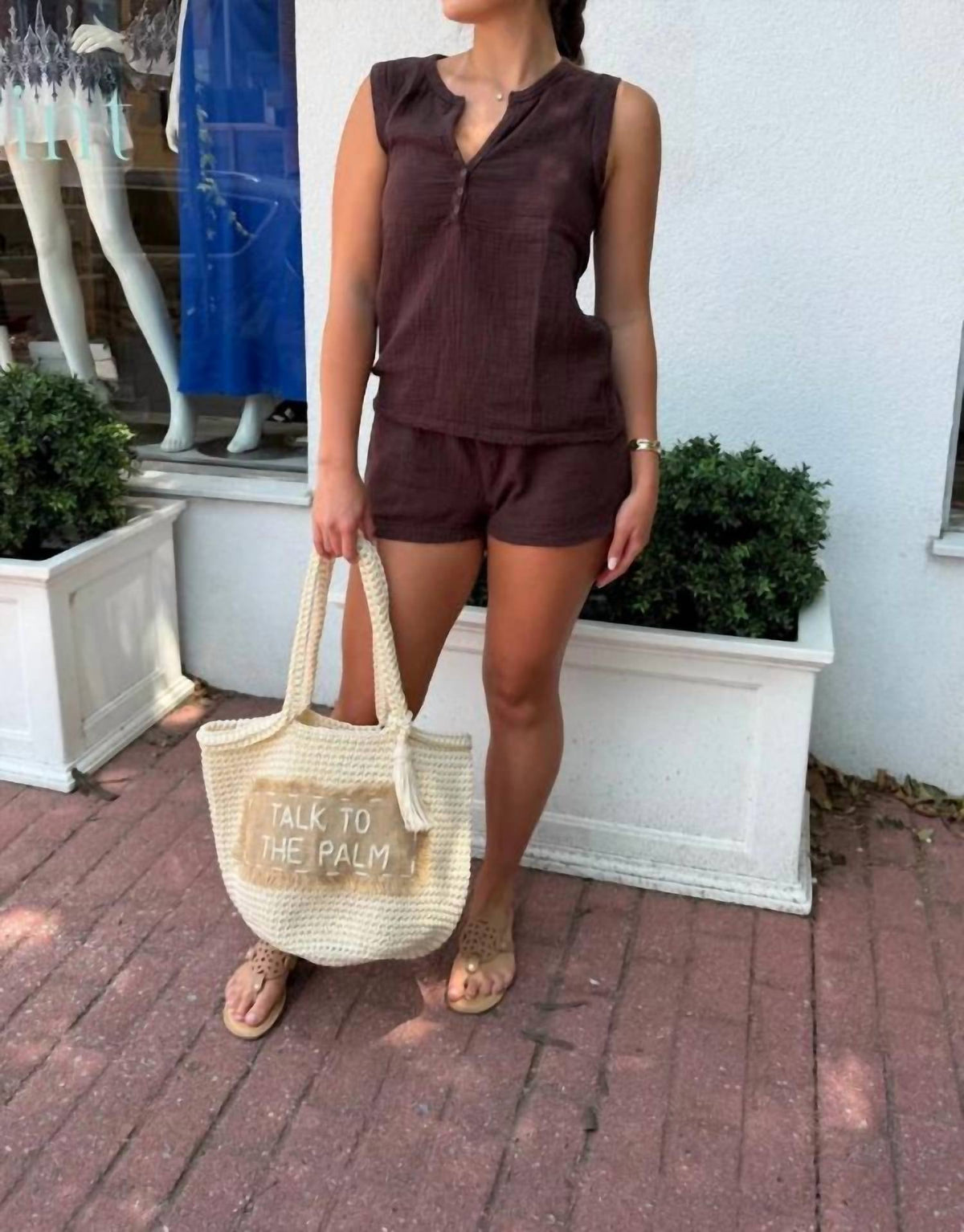 Bobi - Henley Sleeveless Top