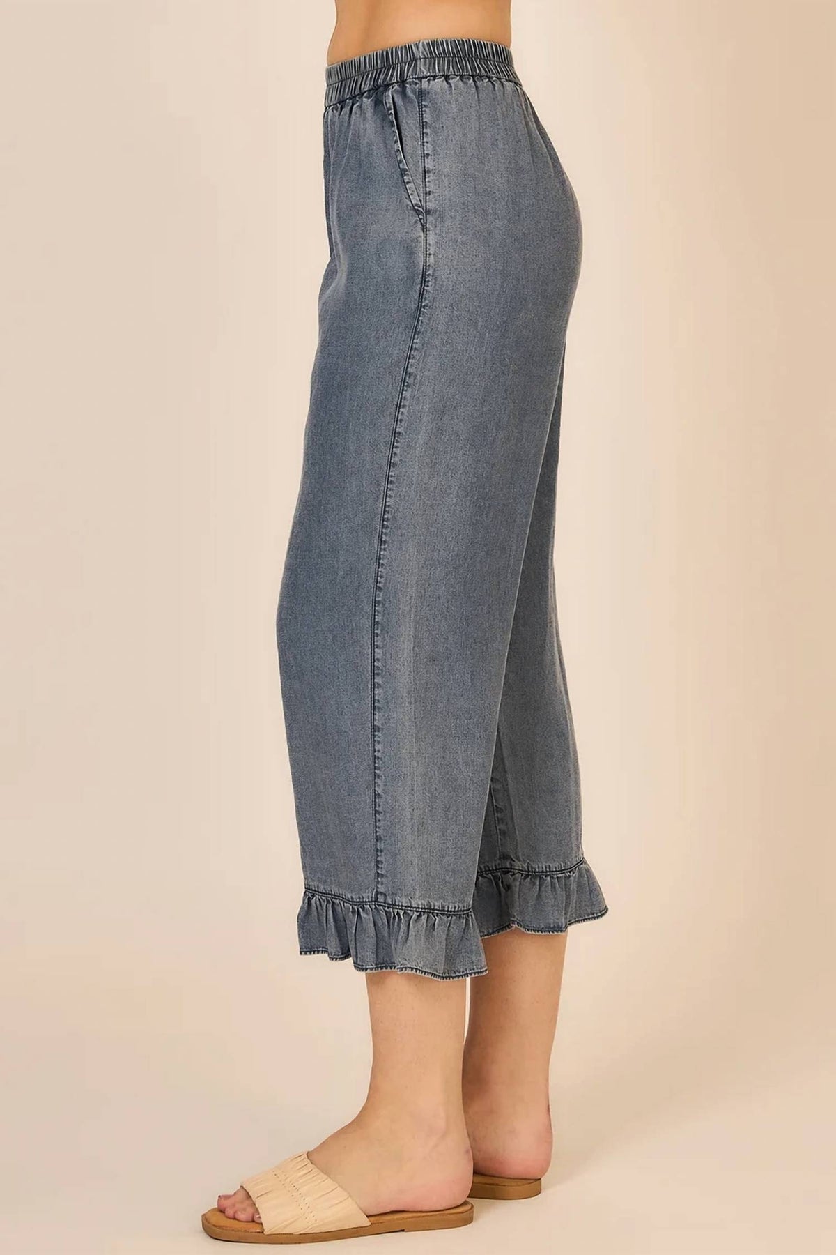 Cozy Co. - Ruffle Chambray Capri