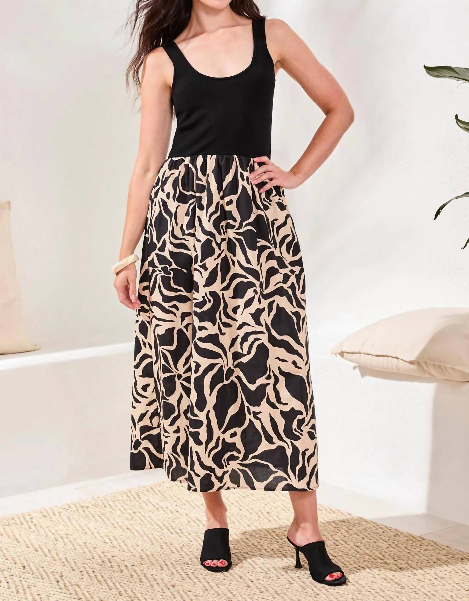 Tribal - Sleeveless Maxi Dress