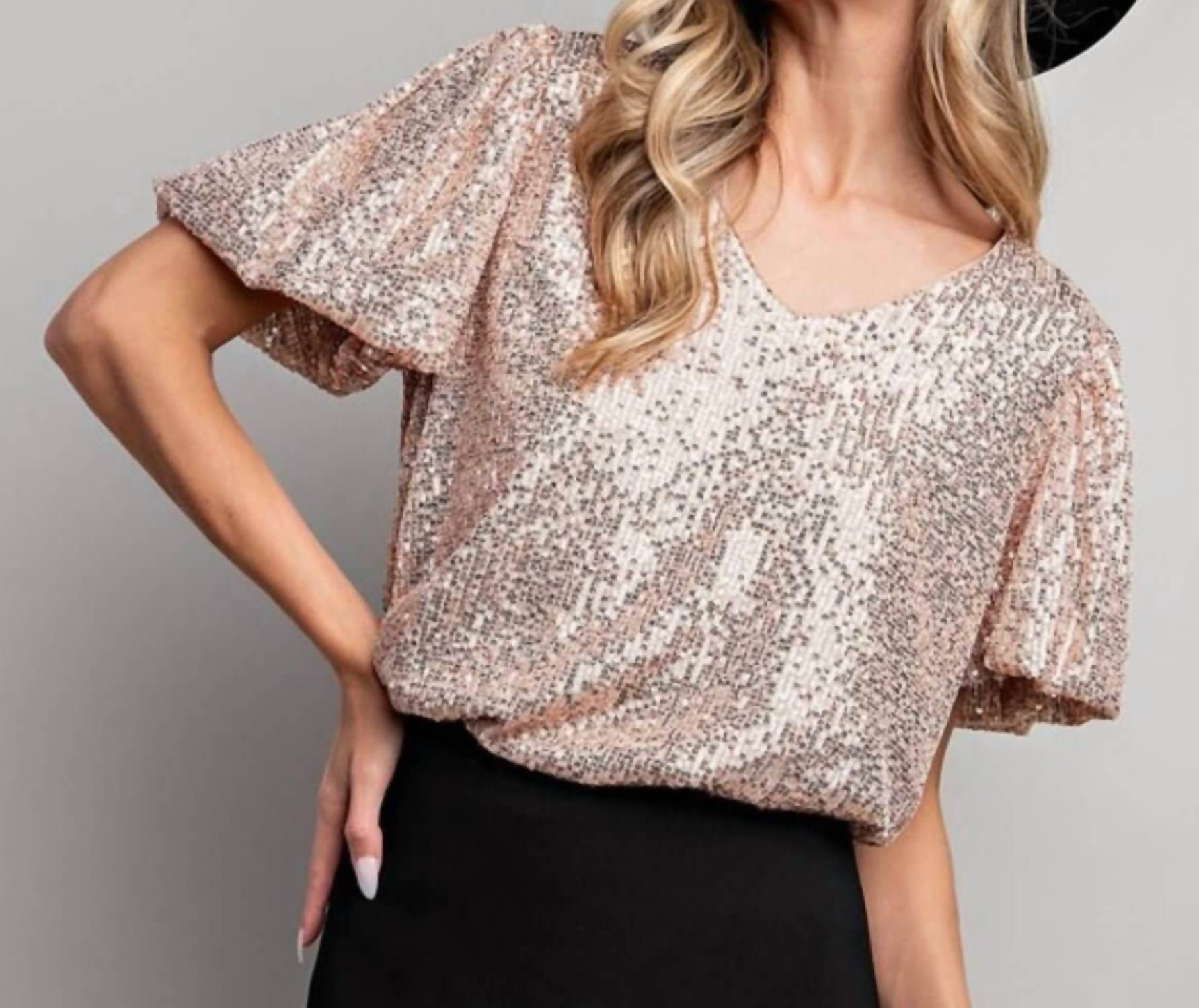 Ee:Some - Nichole Short Sleeve Sequin Top