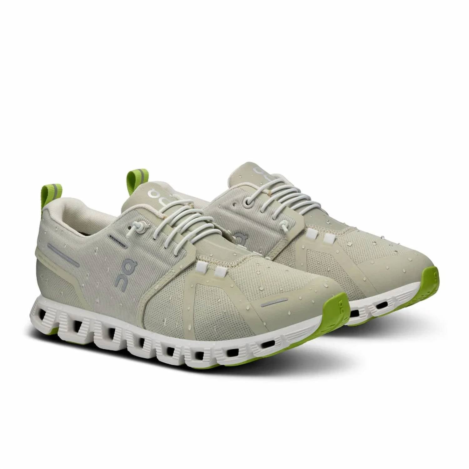 On Running - WOMEN'S CLOUD 5 WATERPROOF RUNNING SHOES