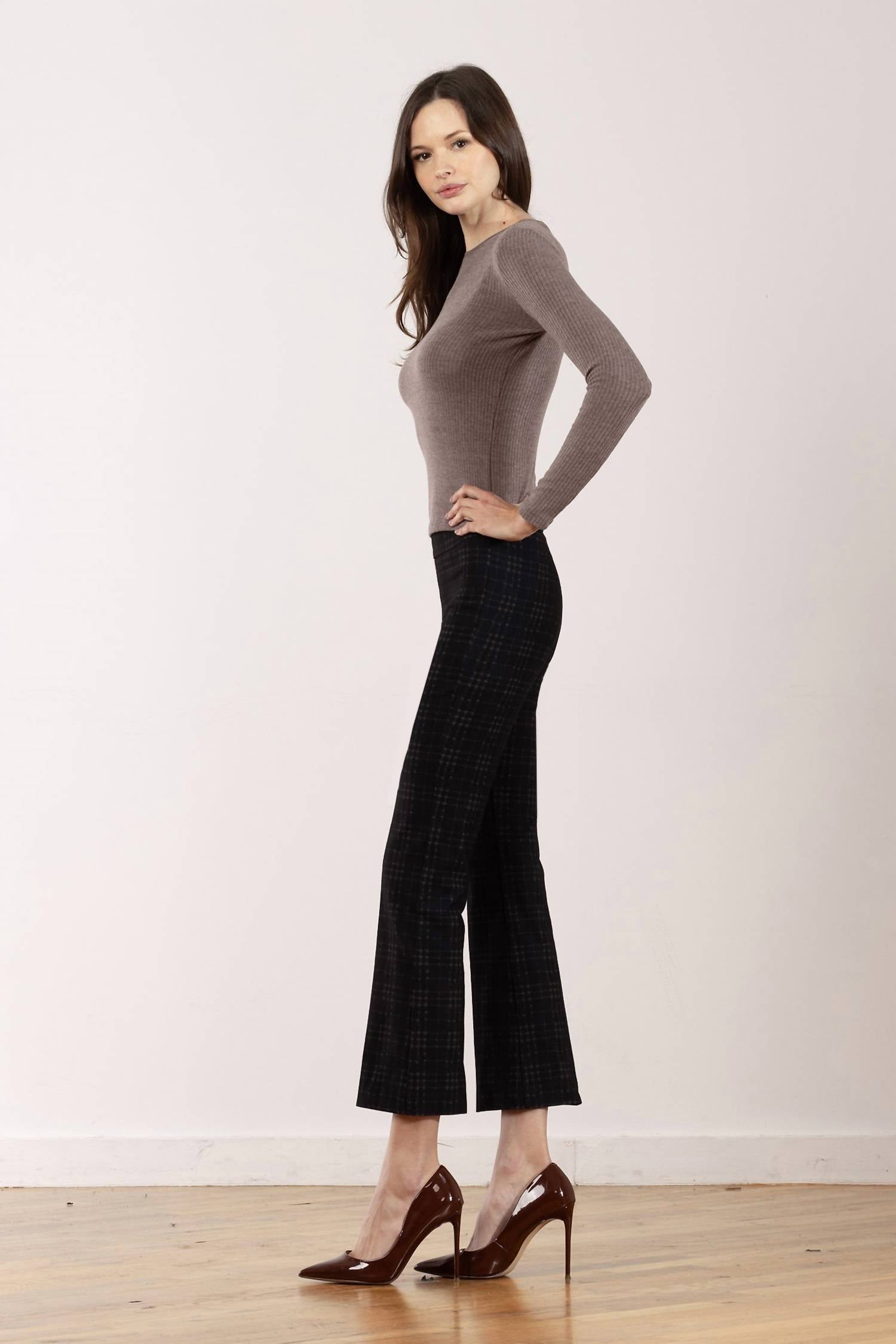 Avenue Montaigne Leo Flare Cut Pants in smokey - women's pants - alternate view