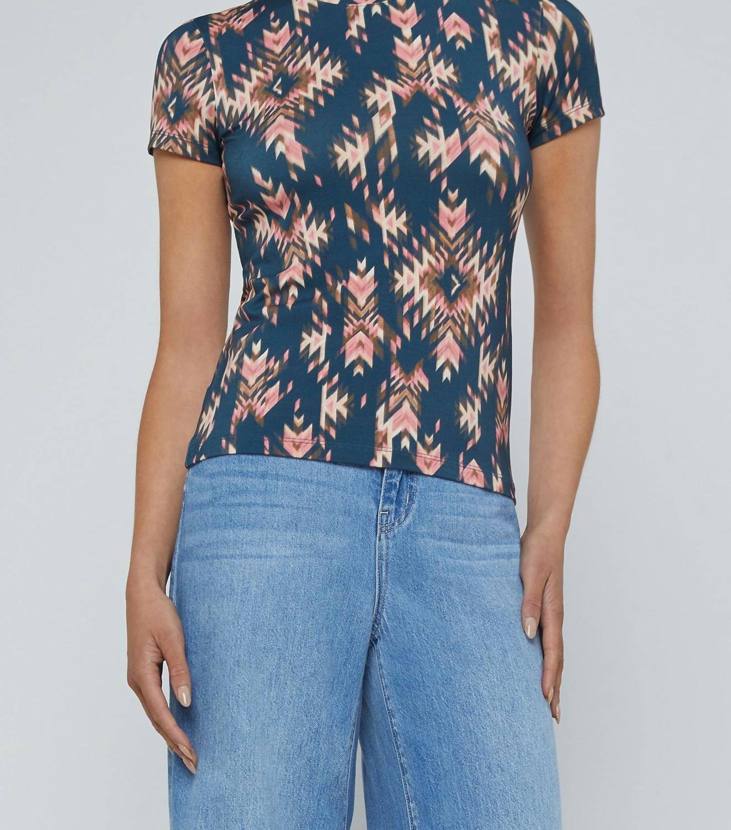 L'Agence - Ressi Short Sleeved Crewneck Top