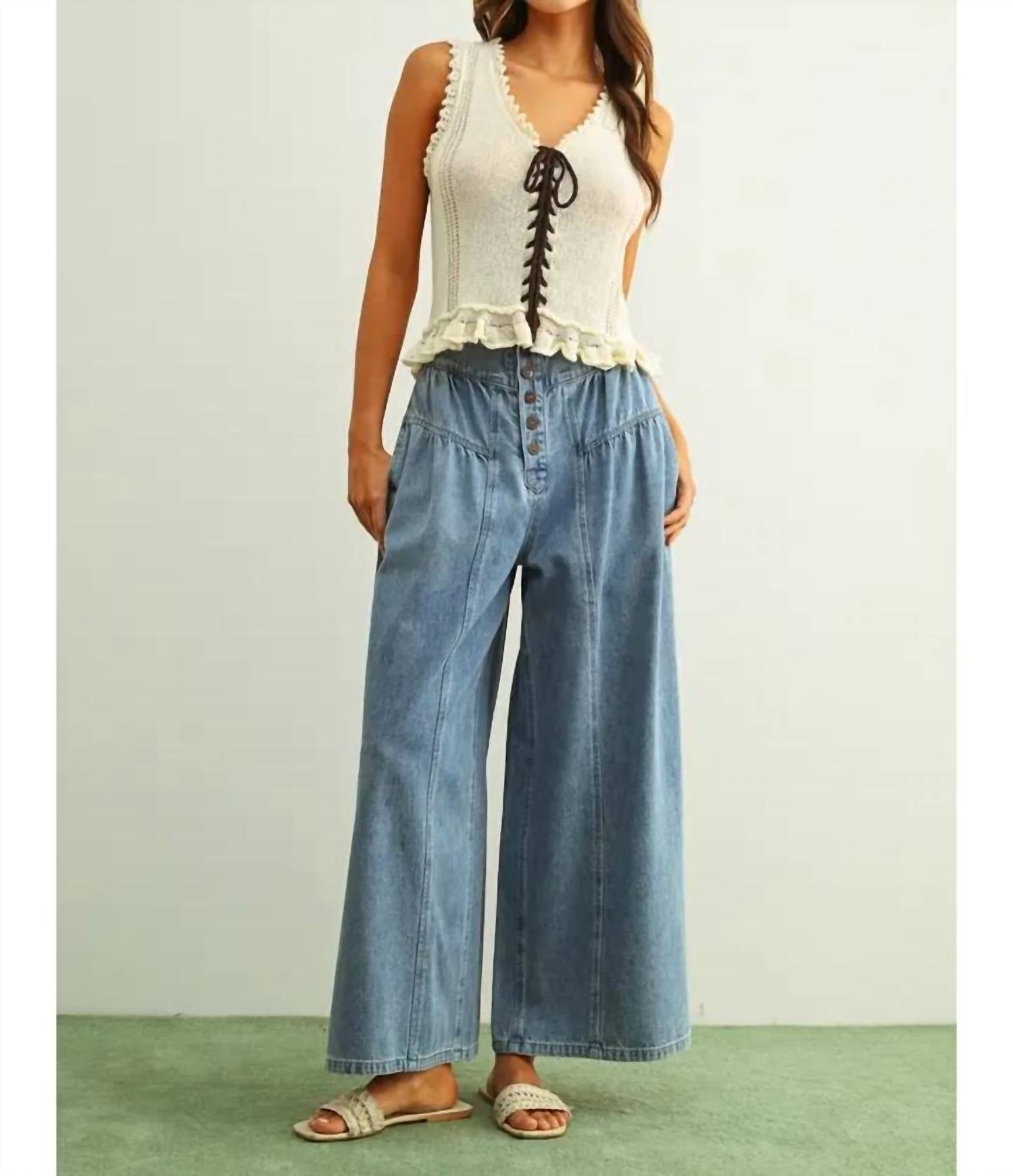 Miou Muse - Lace Up Front Knit Top with Ruffled Hem