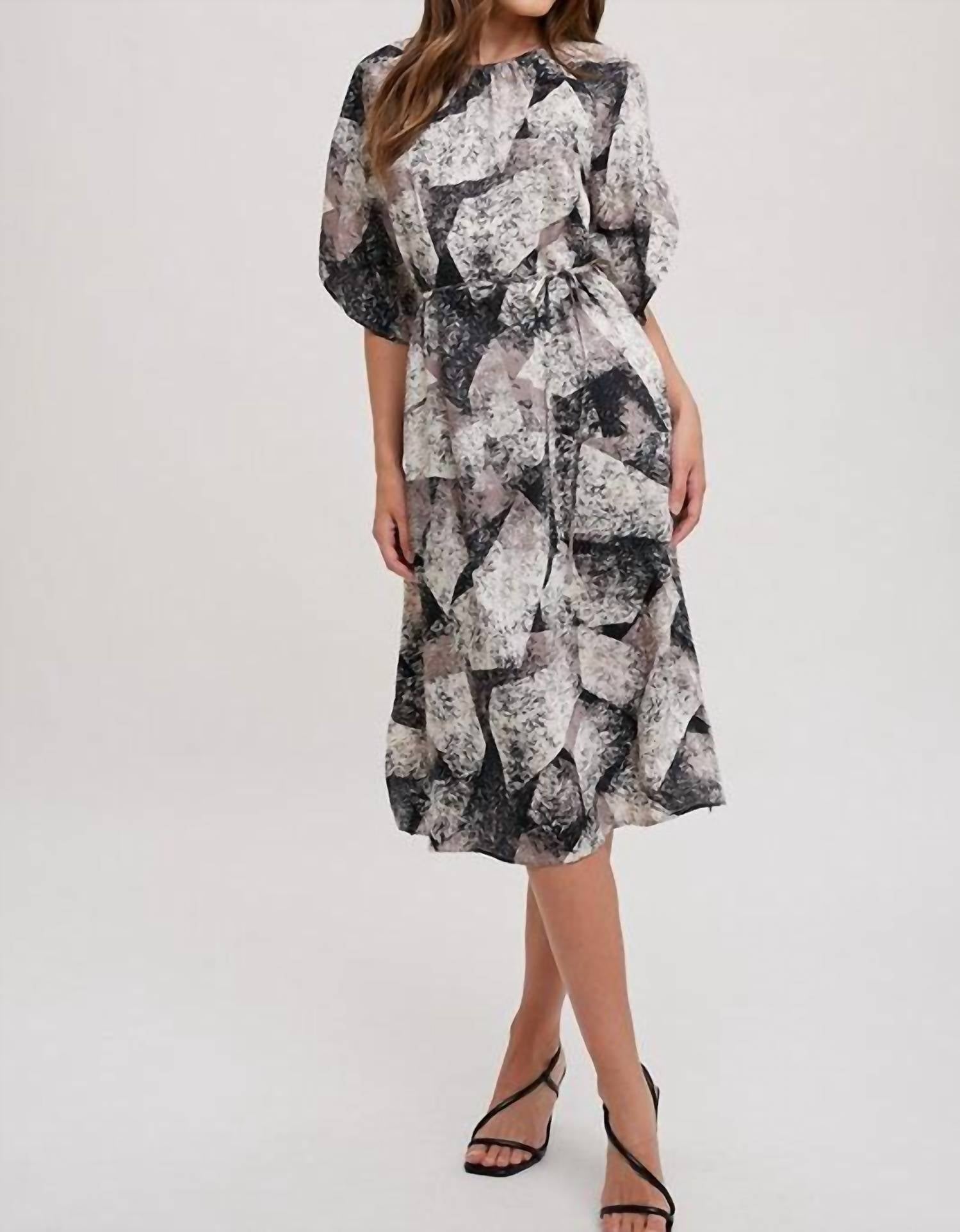Fun 2 Fun - Gather Round Abstract Midi Dress