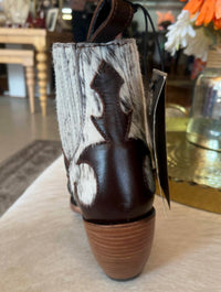 Liberty Black Women Alejandra Booties in pelo granizo - women's shoe - detail view