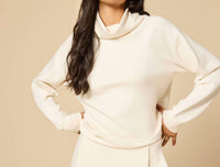 Softies - Athleisure Dreamtech Mock Neck And Pant Set