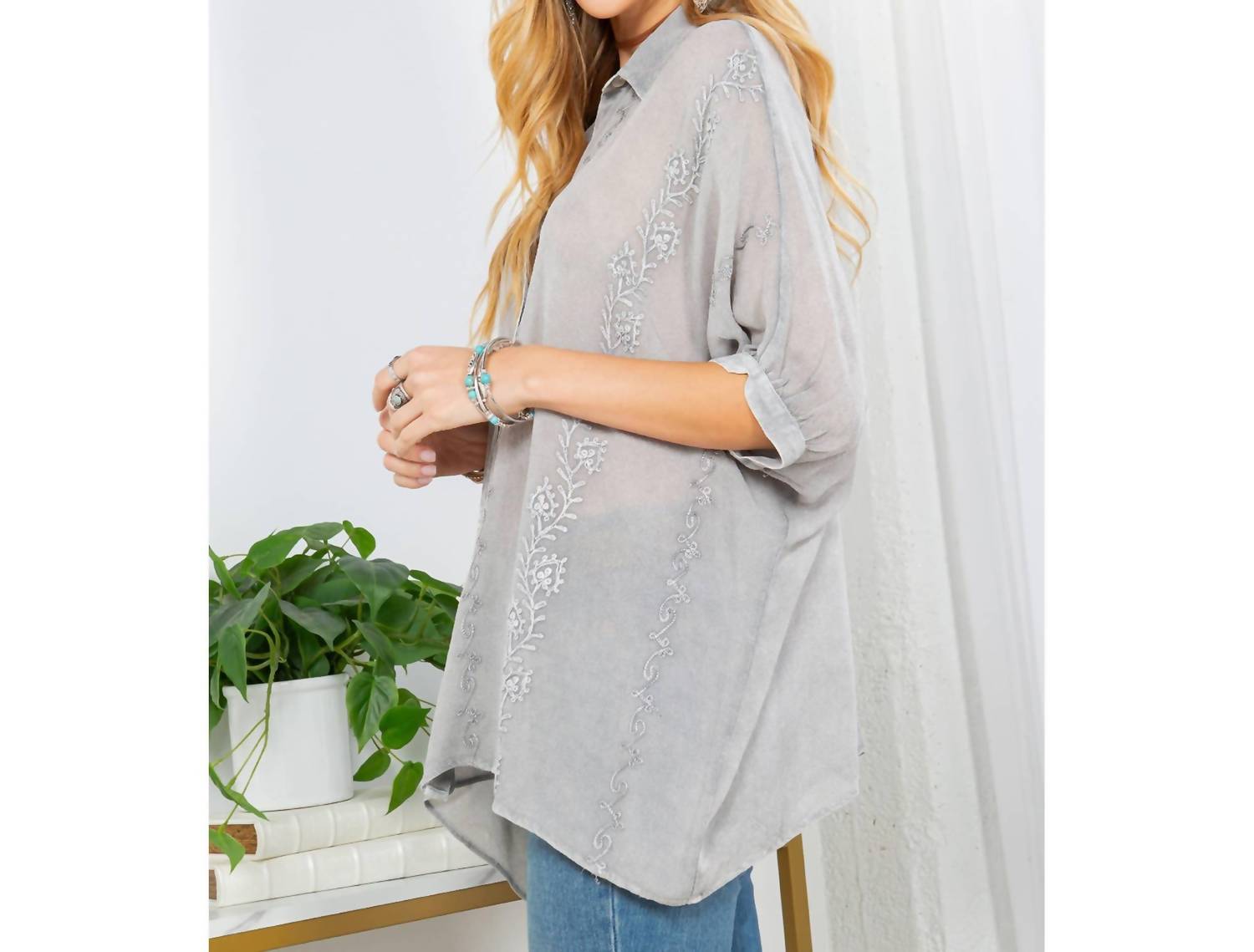Young Threads - Kimono-inspired Dolman Sleeve Western Blouse