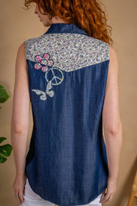 Paparazzi - Tencel Print Yoke And Appliques Shirt