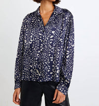 Bella Dahl - Long Sleeve Shirred Shoulder Button Down