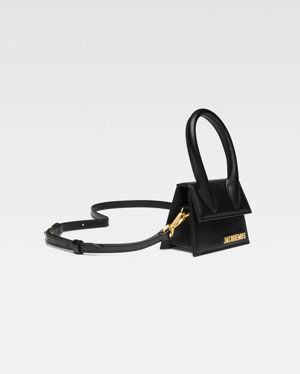Jacquemus - Women's Le Chiquito Moyen Top Handle Leather Bag