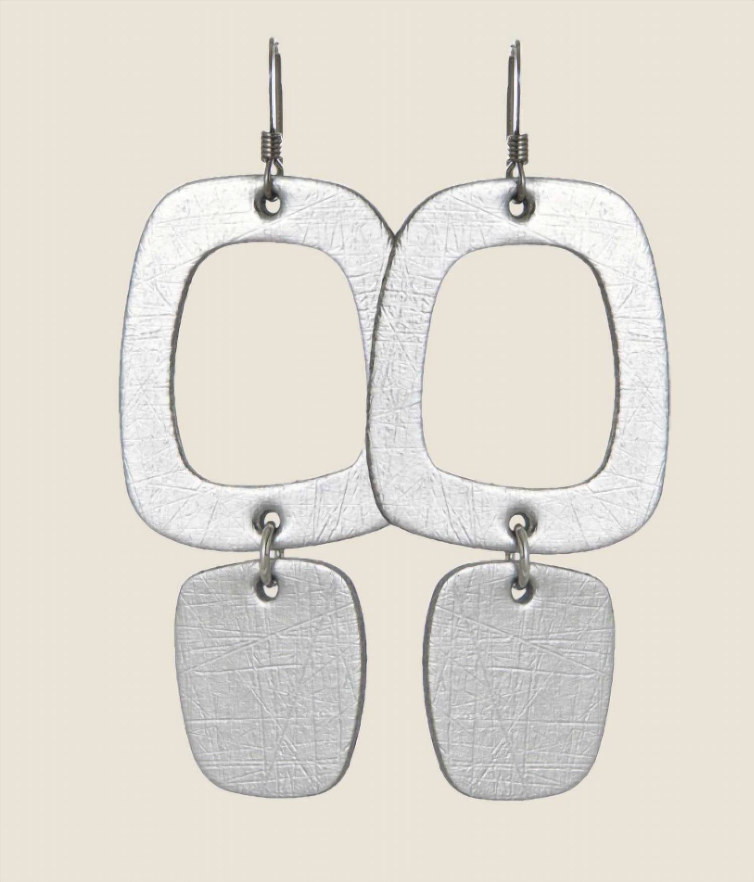 Nickel & Suede - Vintage Maras Earrings