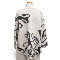 Inoah - Women's Scatter Dolman Pullover