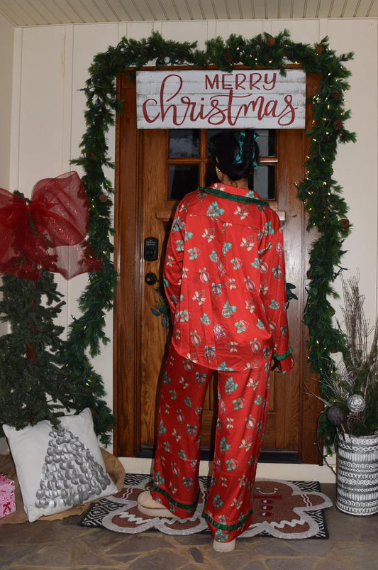Act Pretty - Holiday Gift Print Satin Pajama Set