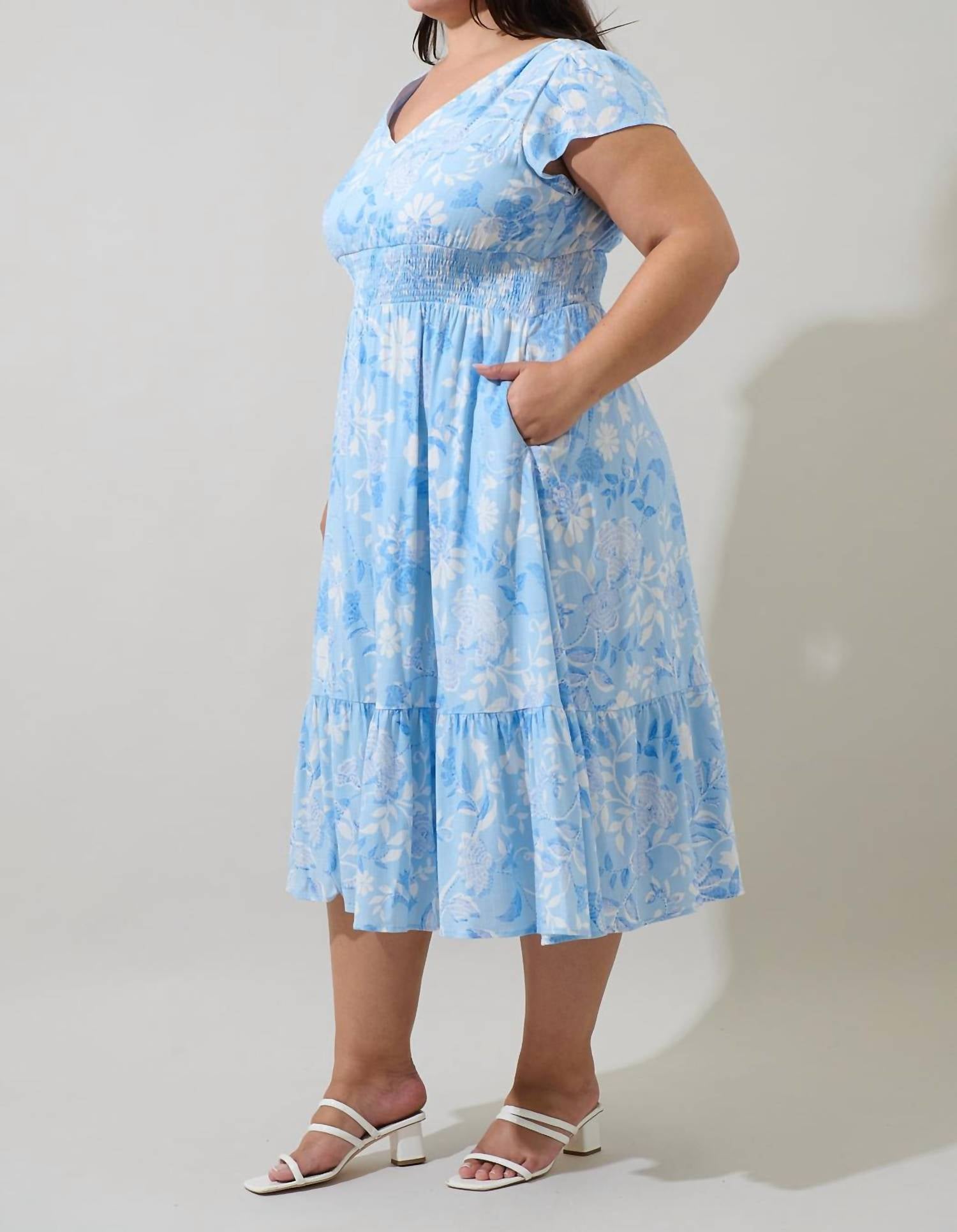 Sugarlips - Seraphina Floral Smocked Maxi Dress - Plus