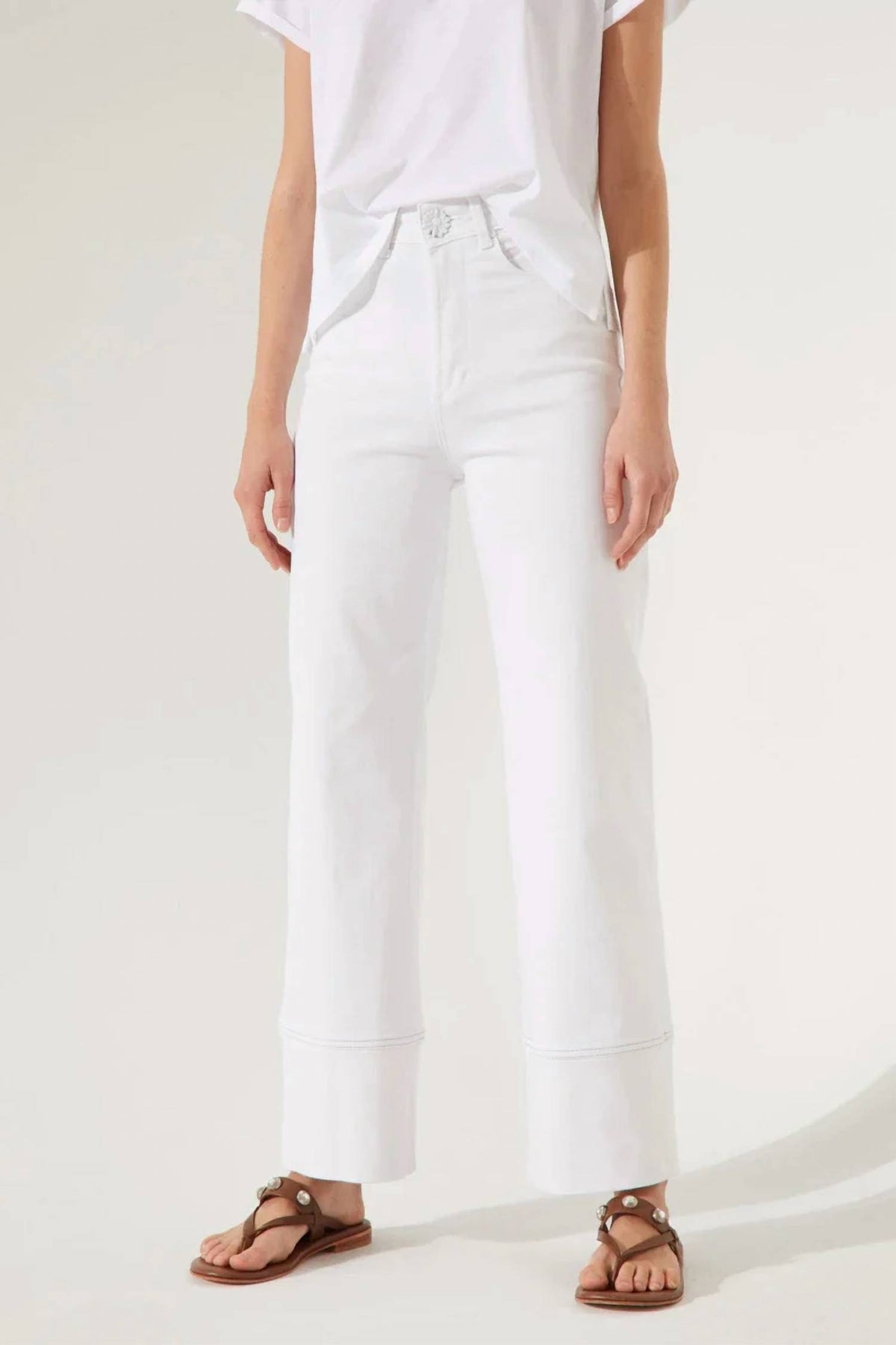 Jazmin Chebar - Camelia Jeans