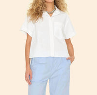 XIRENA Drake Short Sleeve Shirt in white - women's shirt