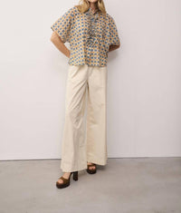 0039 Italy - Short Sleeve Ruffle Front Blouse