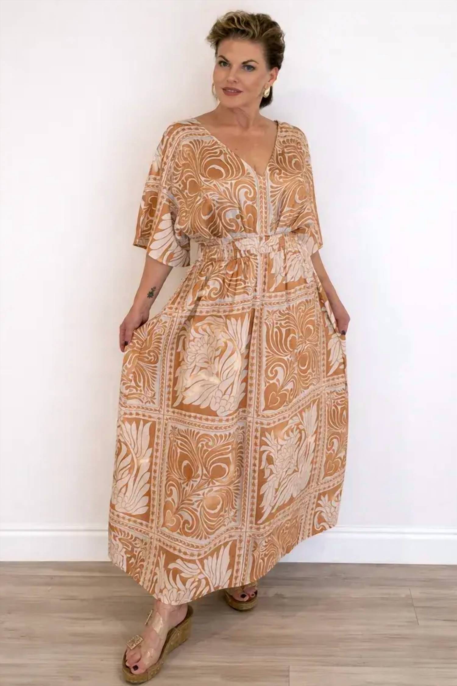 Newme - V-neck Midi Dress