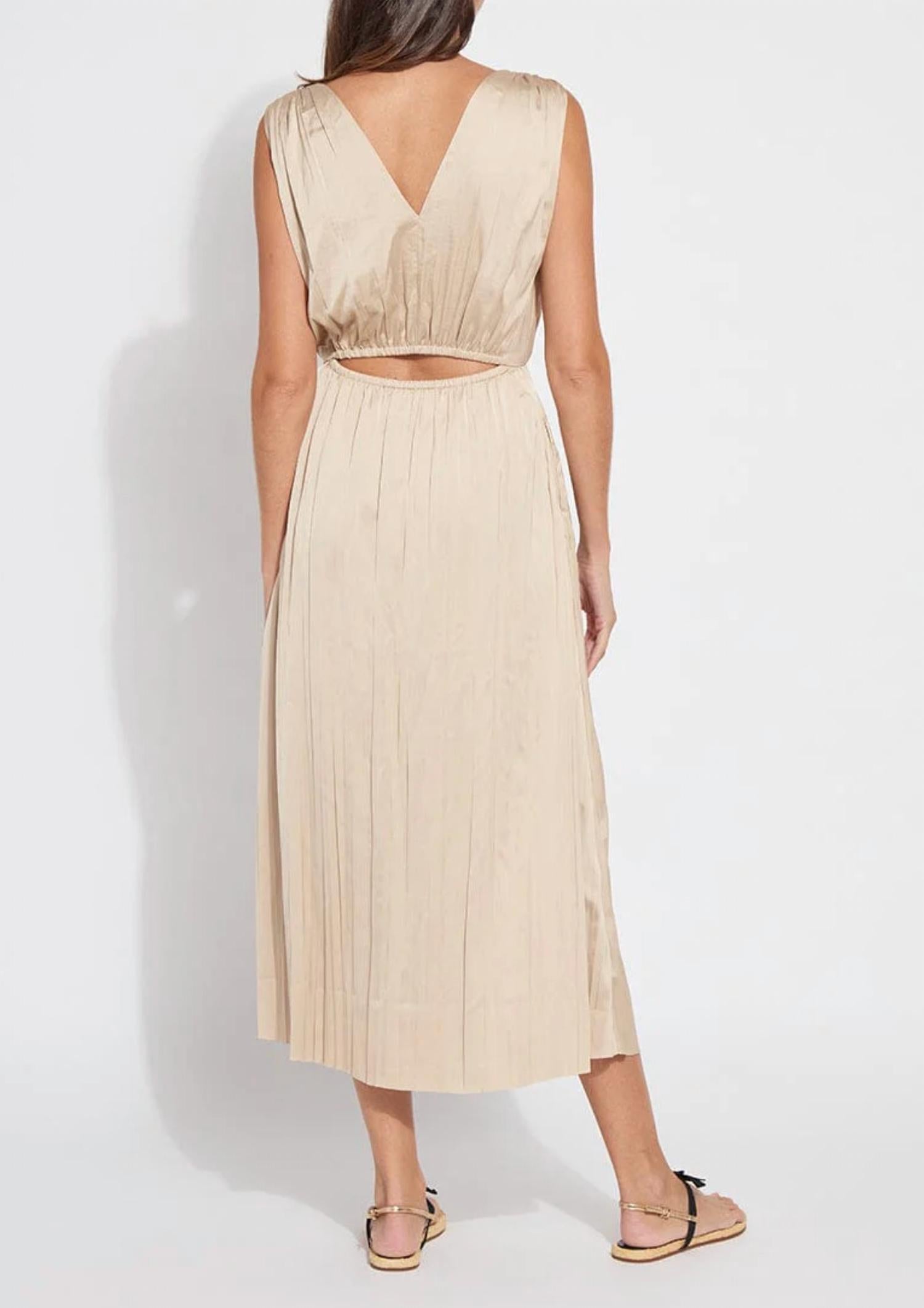 Lysse - The Packable Pleated Dress