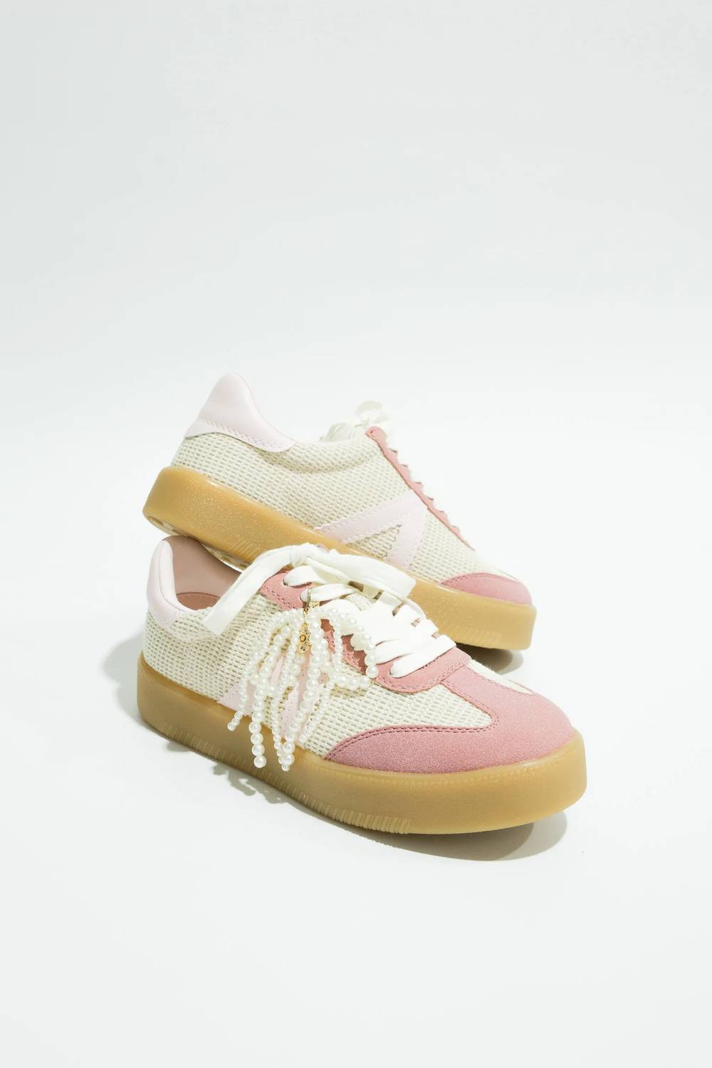 Mia - Women's Axel Woven Sneaker
