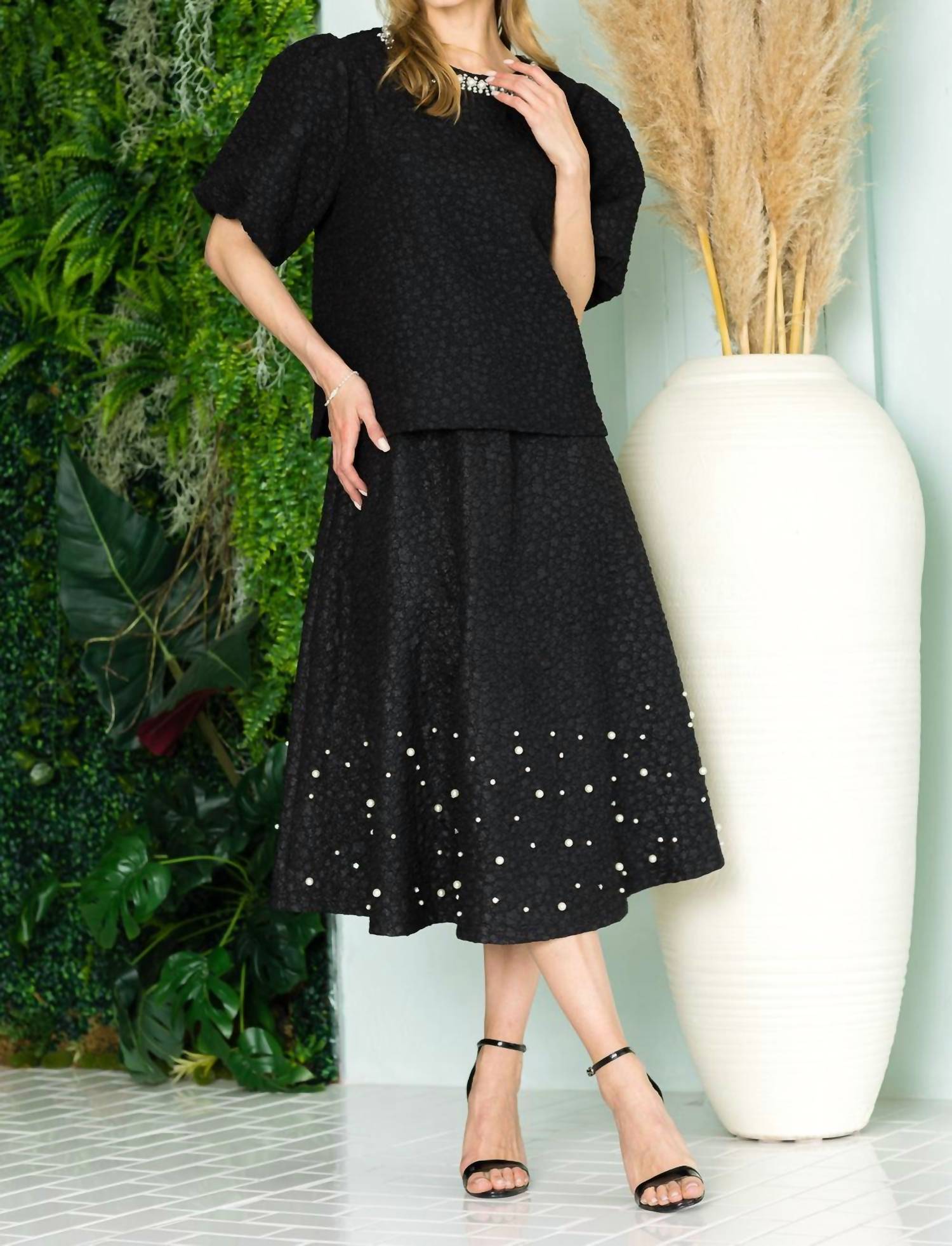 Joh - Textured Top with Pearls