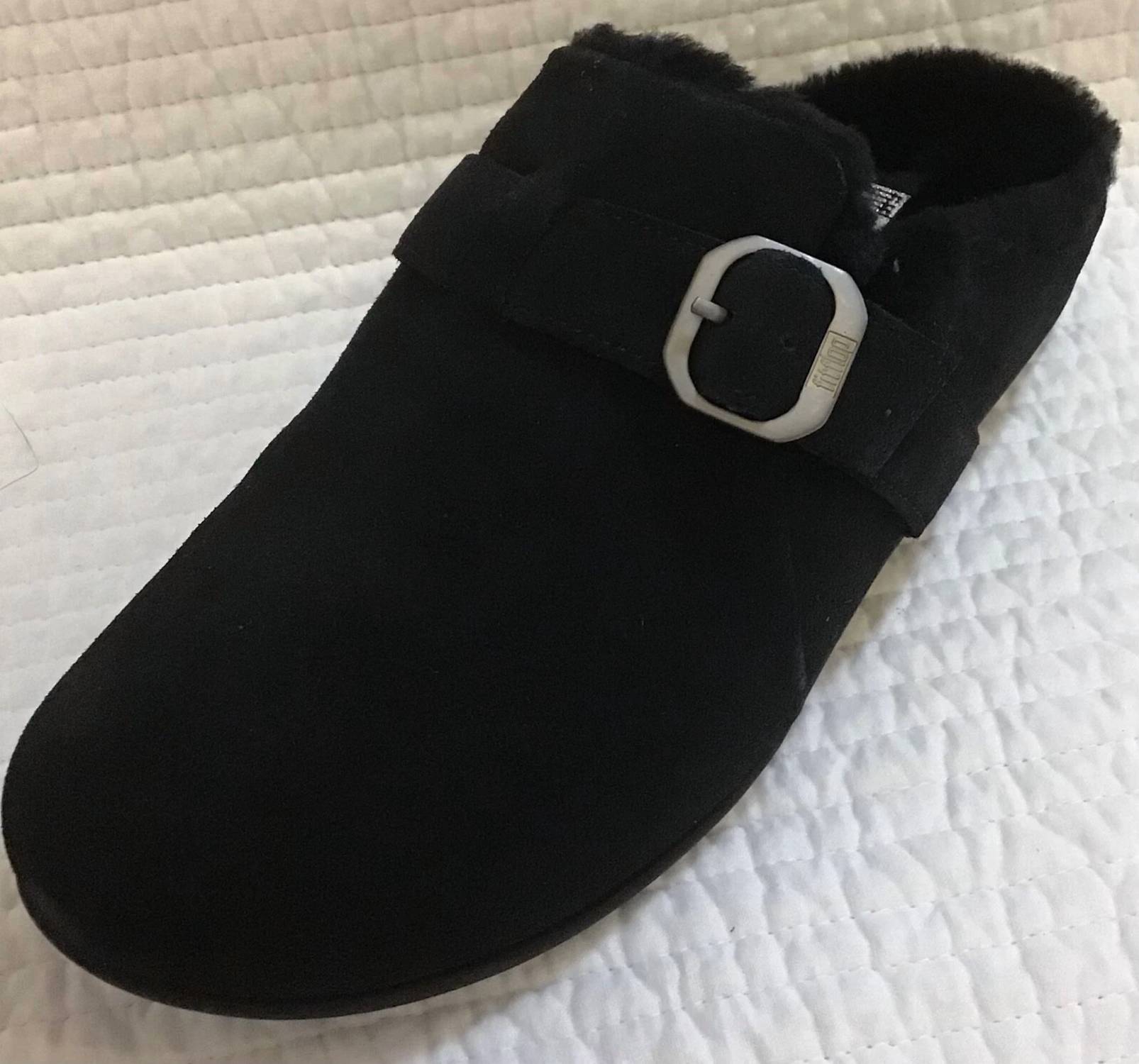 Fitflop - Women's Chrissie Buckle Suede Shearling Slippers