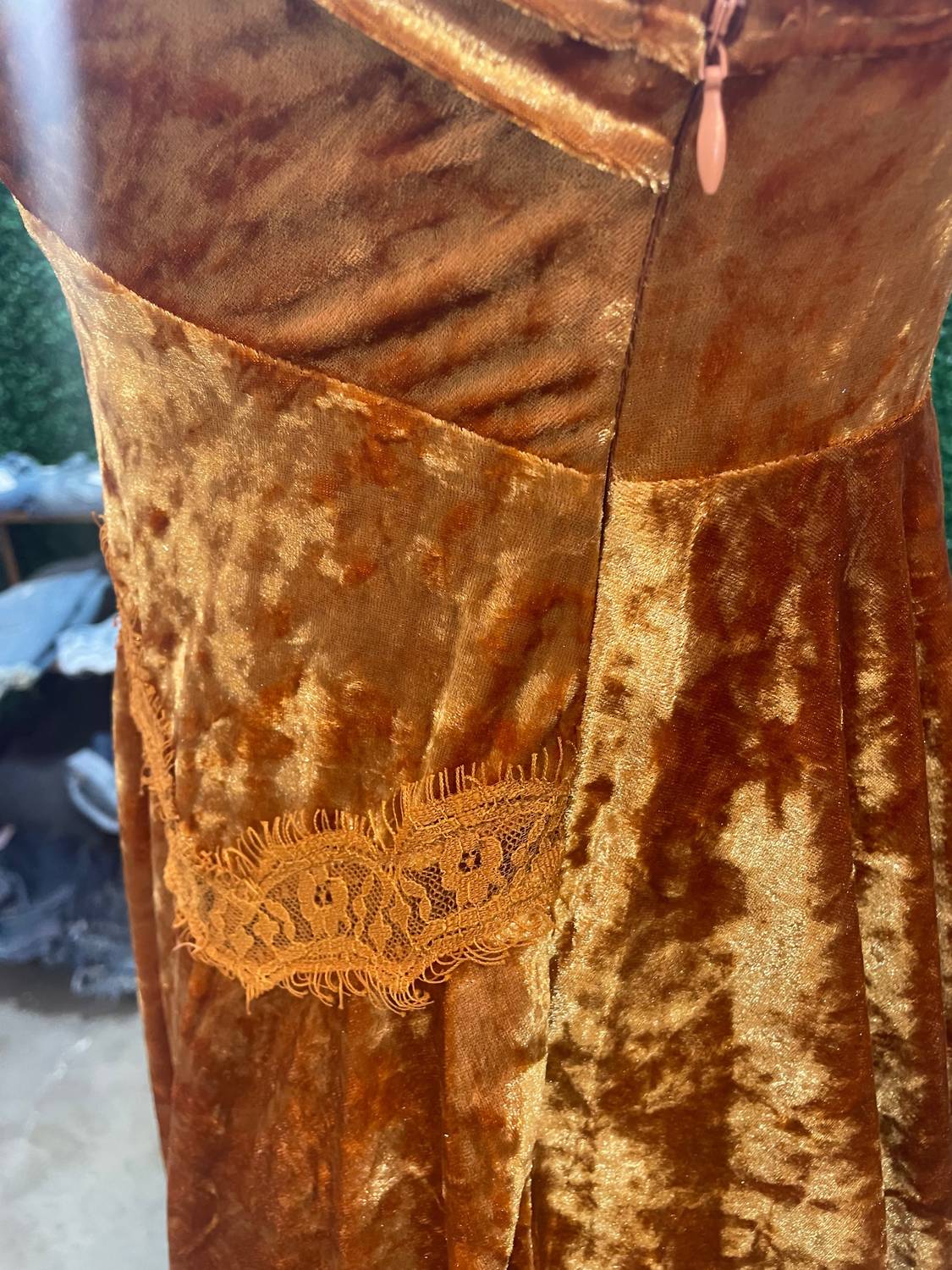 Entro - Pumpkin Velvet and Lace Dress