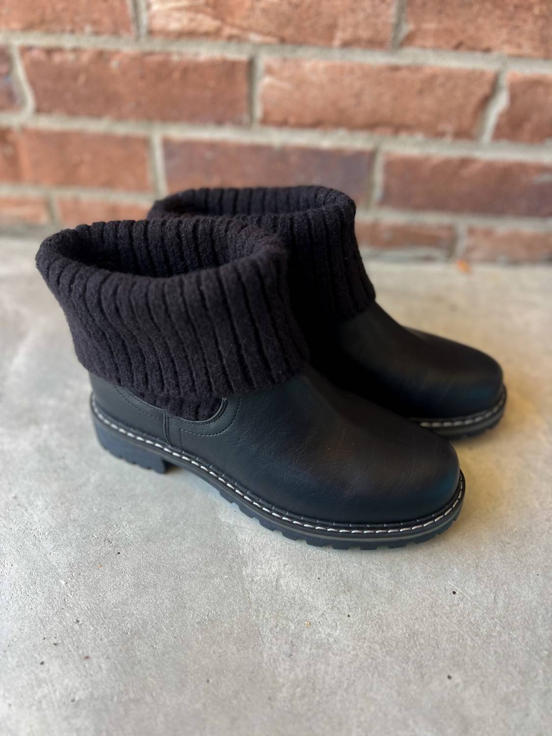 Corkys Footwear - Women's Quiver Booties