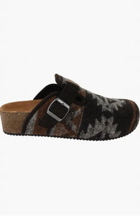 Dirty Laundry - Women's Magnolias Clog