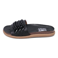 Bueno - Women's Emelia Chain Slide