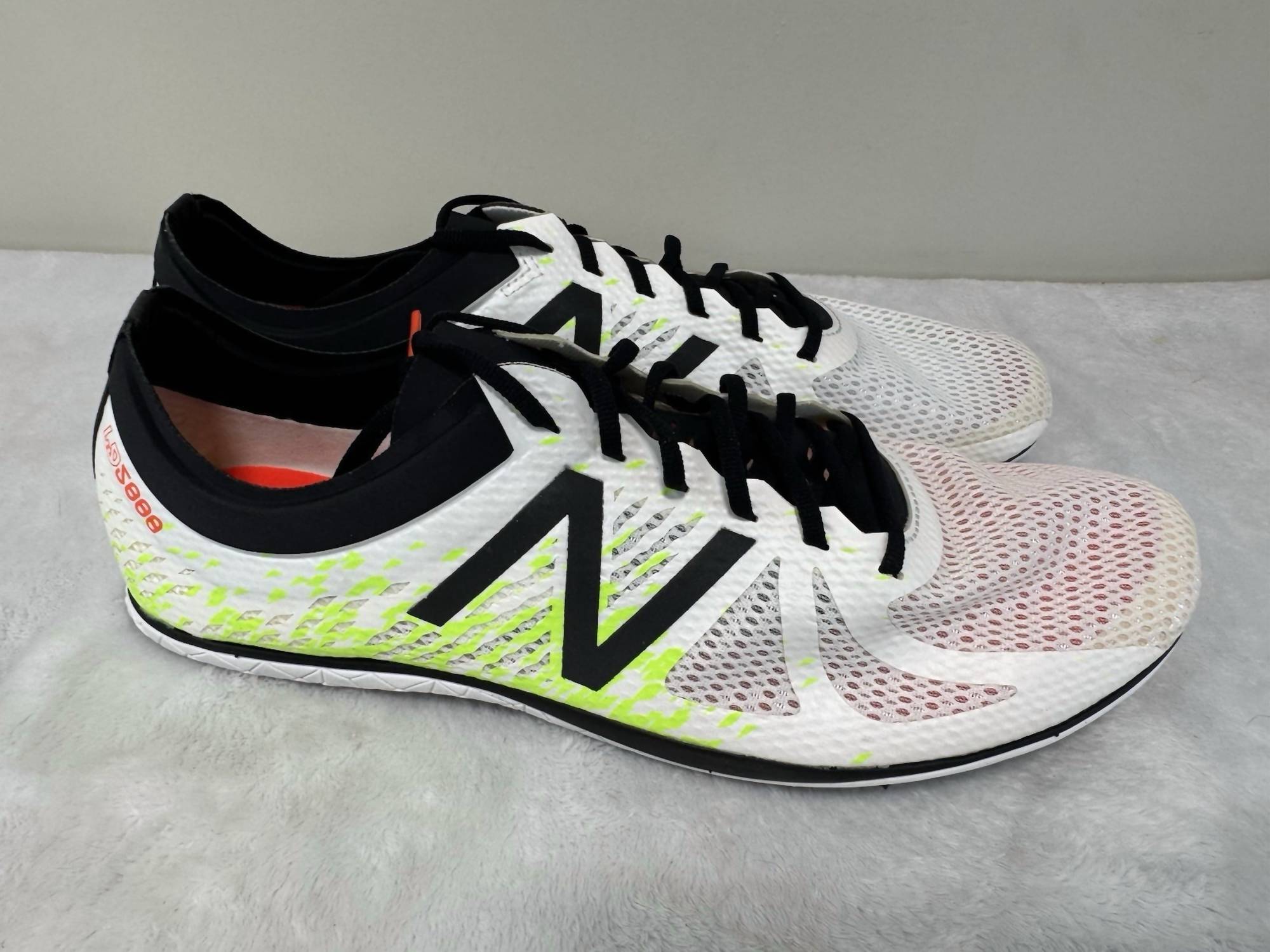 New Balance Men's Spiked Running Track Shoes in white green black - men's shoe