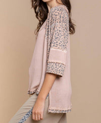 POL Fearless Perfect Knit Top in mauve - women's sweater - detail view