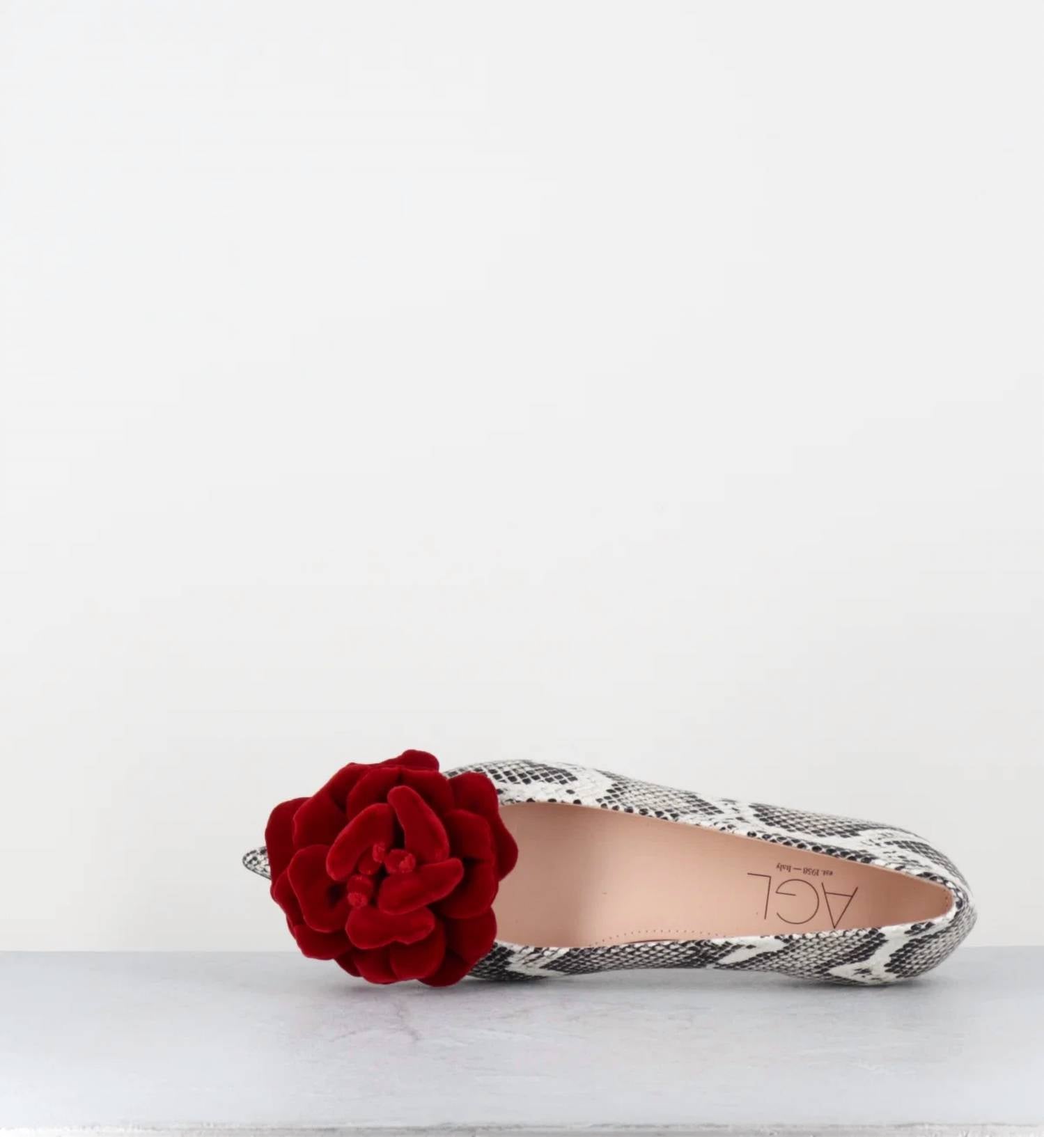 Agl - Women's Fergy Rose Flat