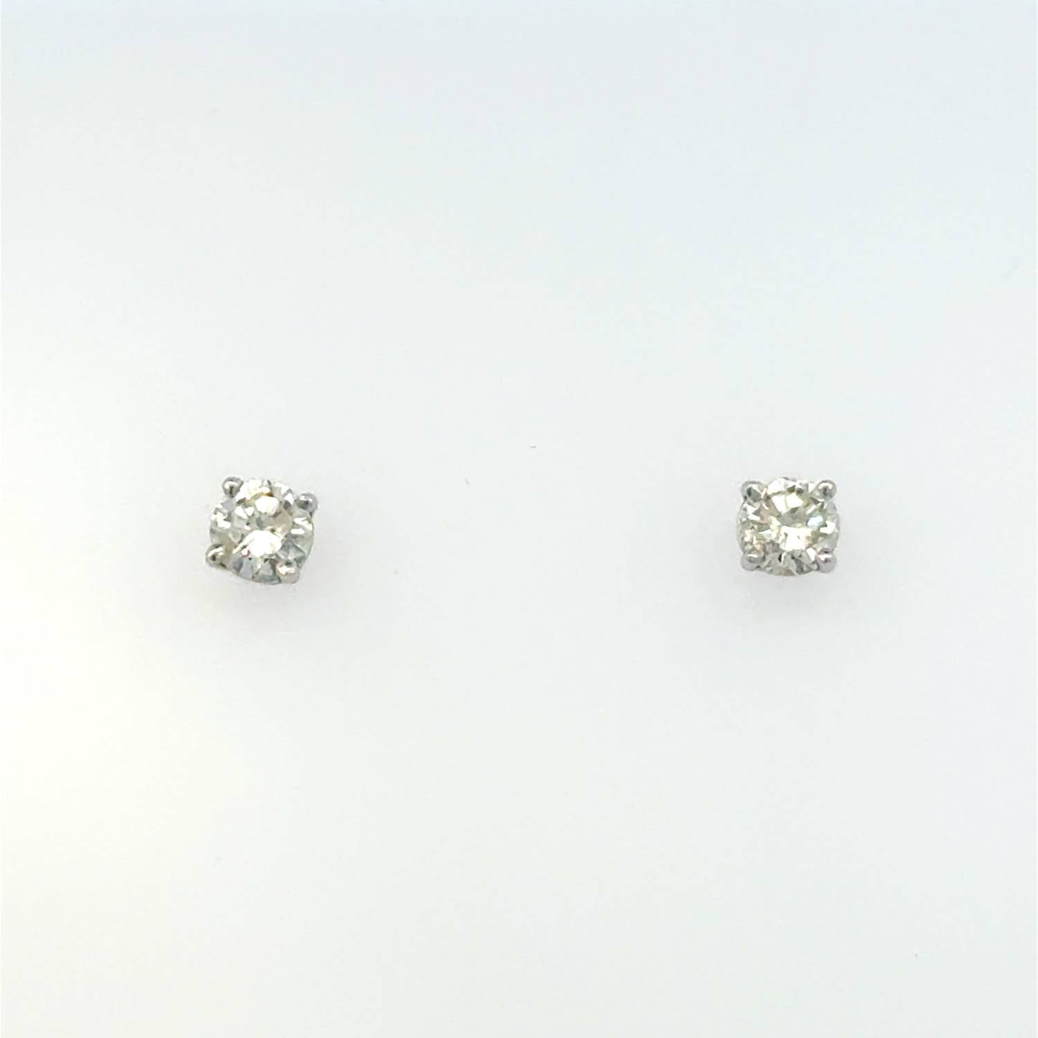 Aamiaa - 0.75 Carat Natural Diamond Round Brilliant Stud Earrings - directbrandpartner - earrings - jewelry