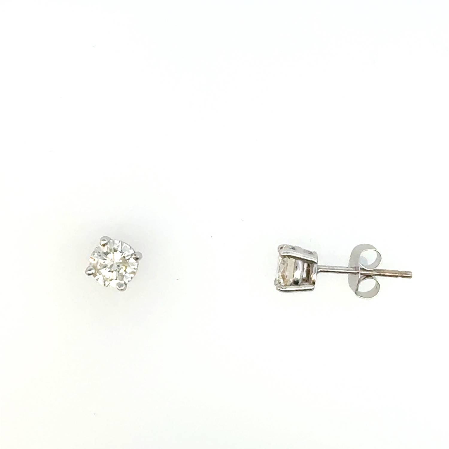Aamiaa - 0.75 Carat Natural Diamond Round Brilliant Stud Earrings - directbrandpartner - earrings - jewelry