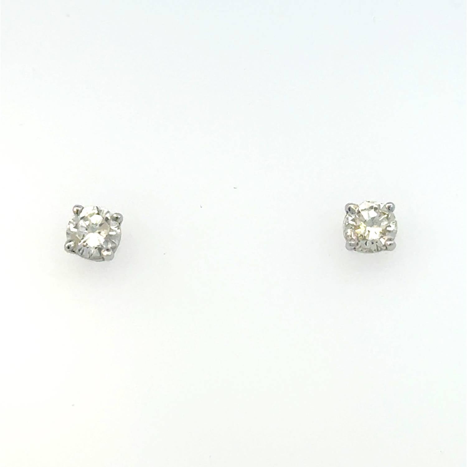 Aamiaa - 0.75 Carat Natural Diamond Round Brilliant Stud Earrings - directbrandpartner - earrings - jewelry