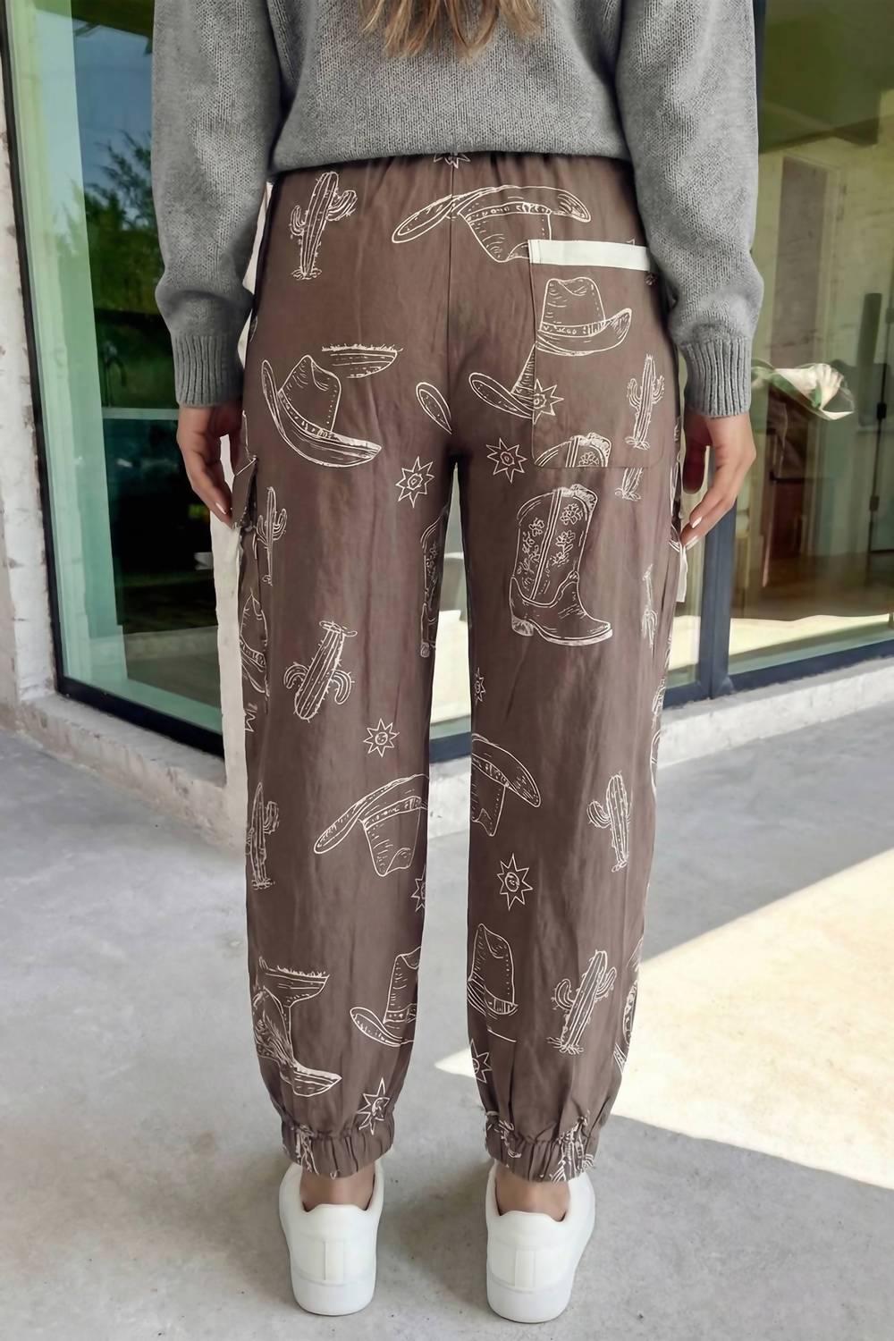 Aapparella - Women's Western Print Drawstring Jogger Pants