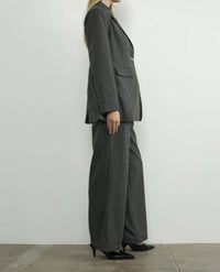 Aaron & Amber - LONG BLAZER WITH BACK PLEATS