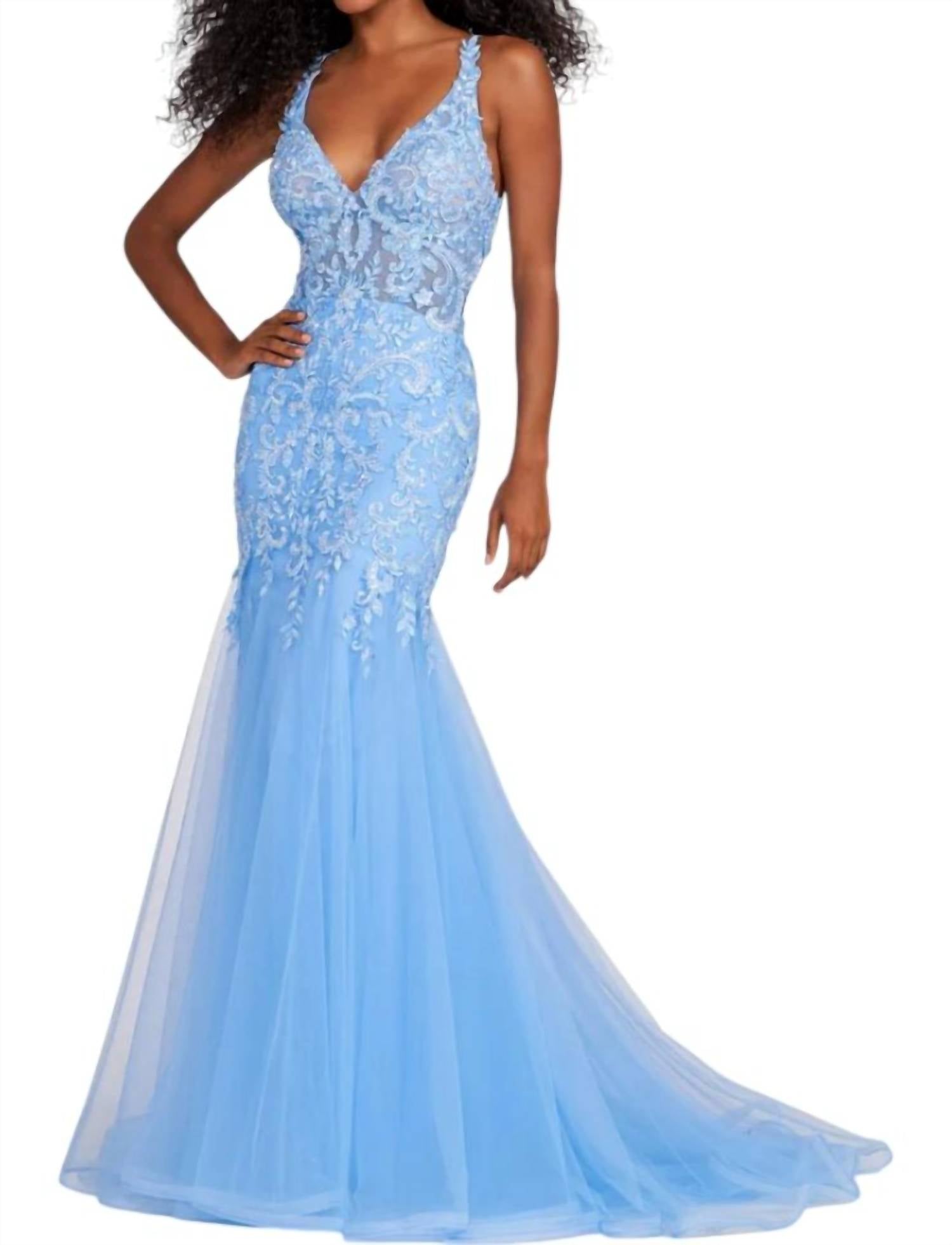 Ellie Wilde - Beaded And Embroidered Gown