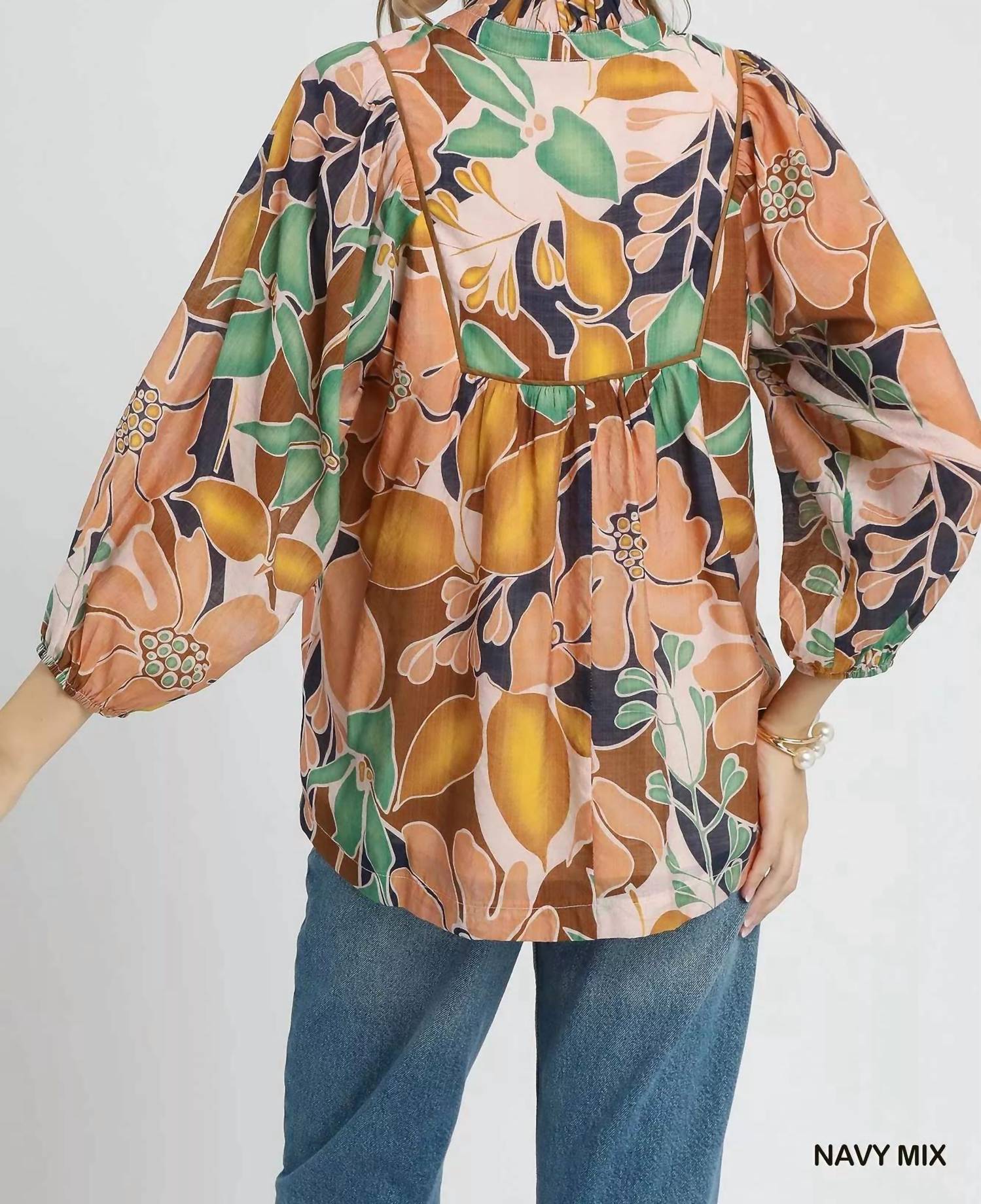 Umgee - Abstract Floral Print Blouse With Ruffle Neck