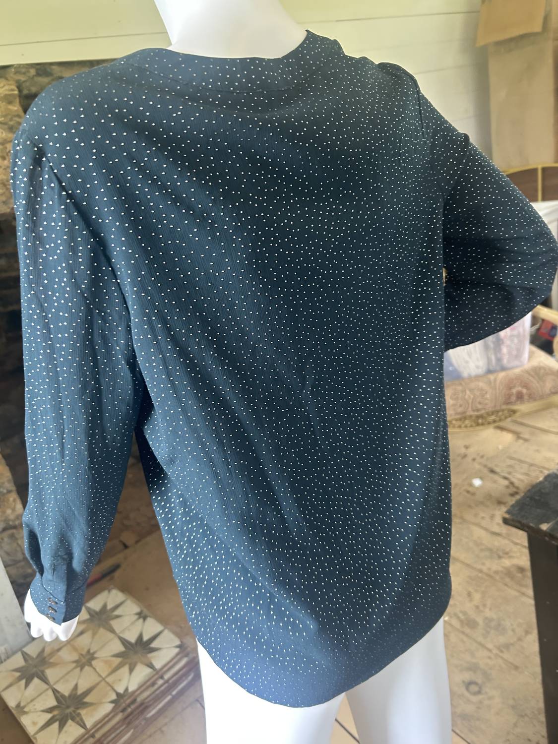 Current Air - Women's Long Sleeve V-neck Mandarin Collar Blouse