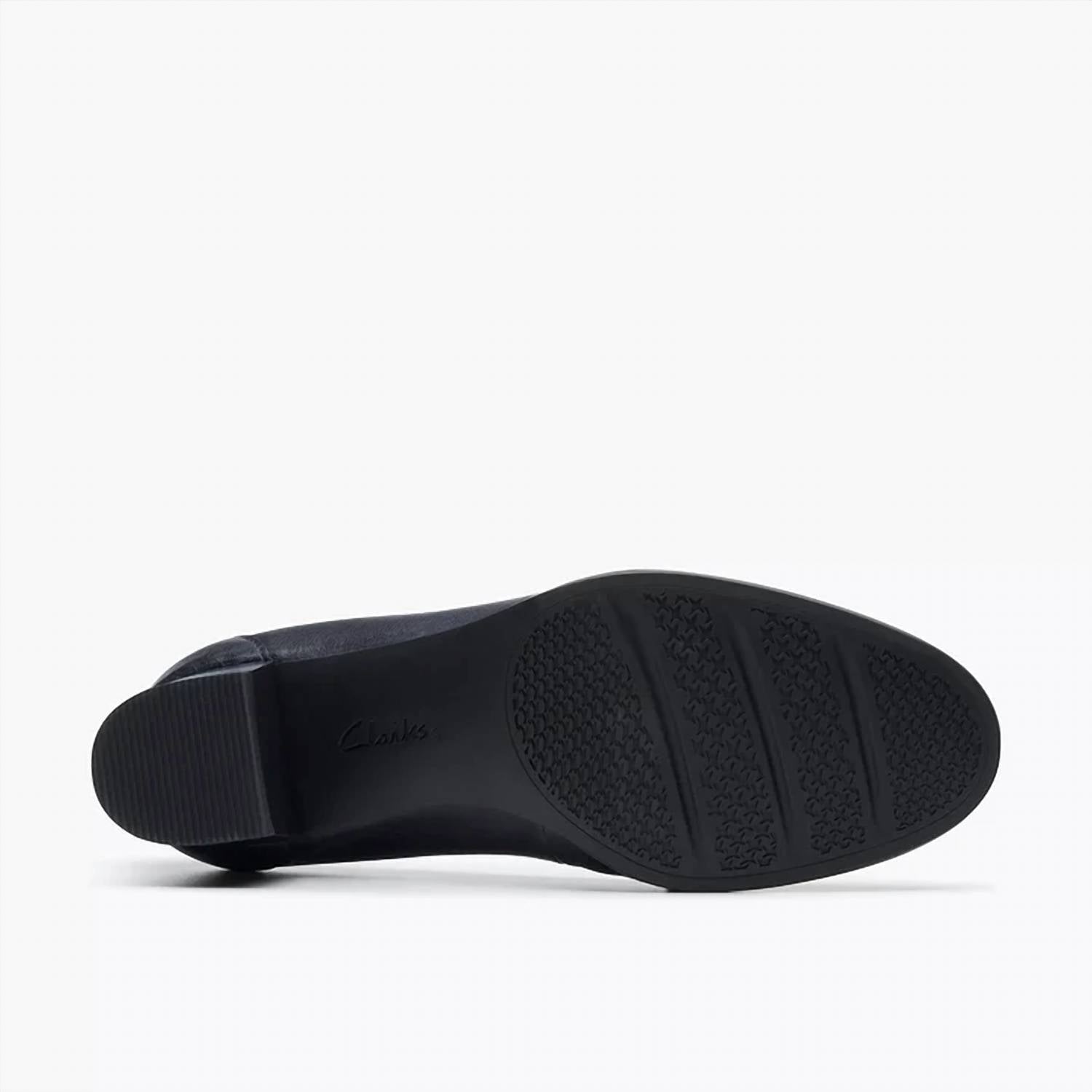 Clarks - Women's Loken Step Slip-on Heels
