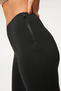 Good American - Scuba Flare Pants