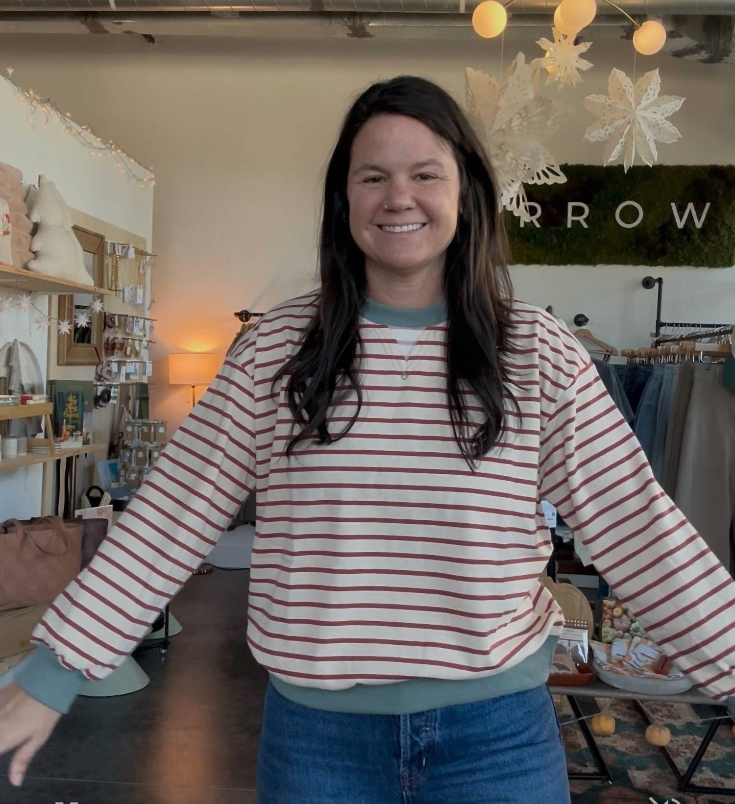 Anniewear - Ginny Long Sleeve Stripe Sweatshirt