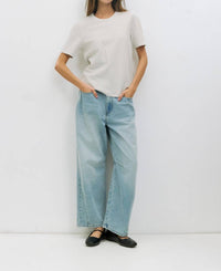 MOD REF Ansen Ultimate Coolgirl Barrel Jeans in light blue - women's jeans