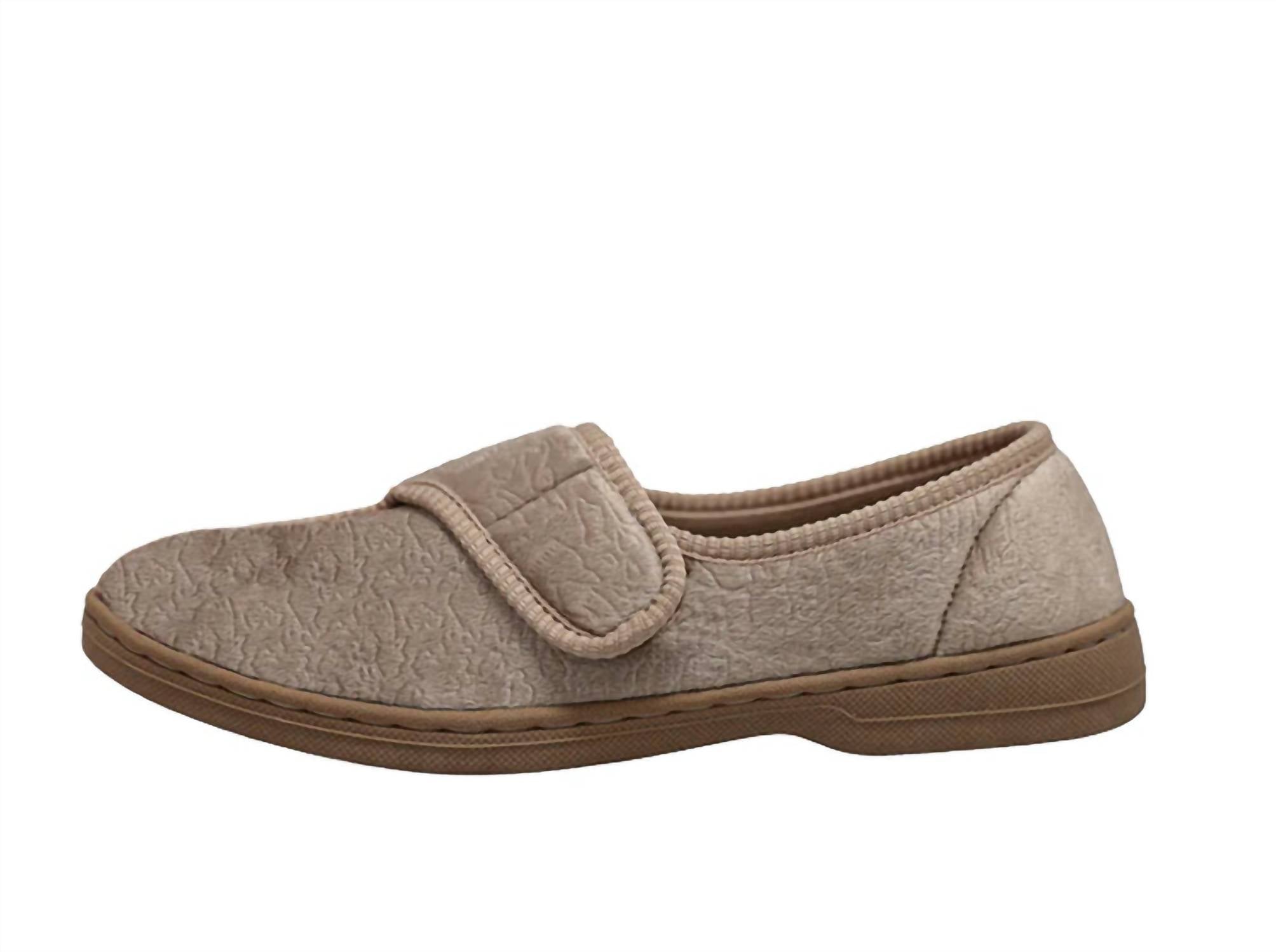 Foamtreads Women's Jewel 2 Slipper in champagne - women's shoe - detail view