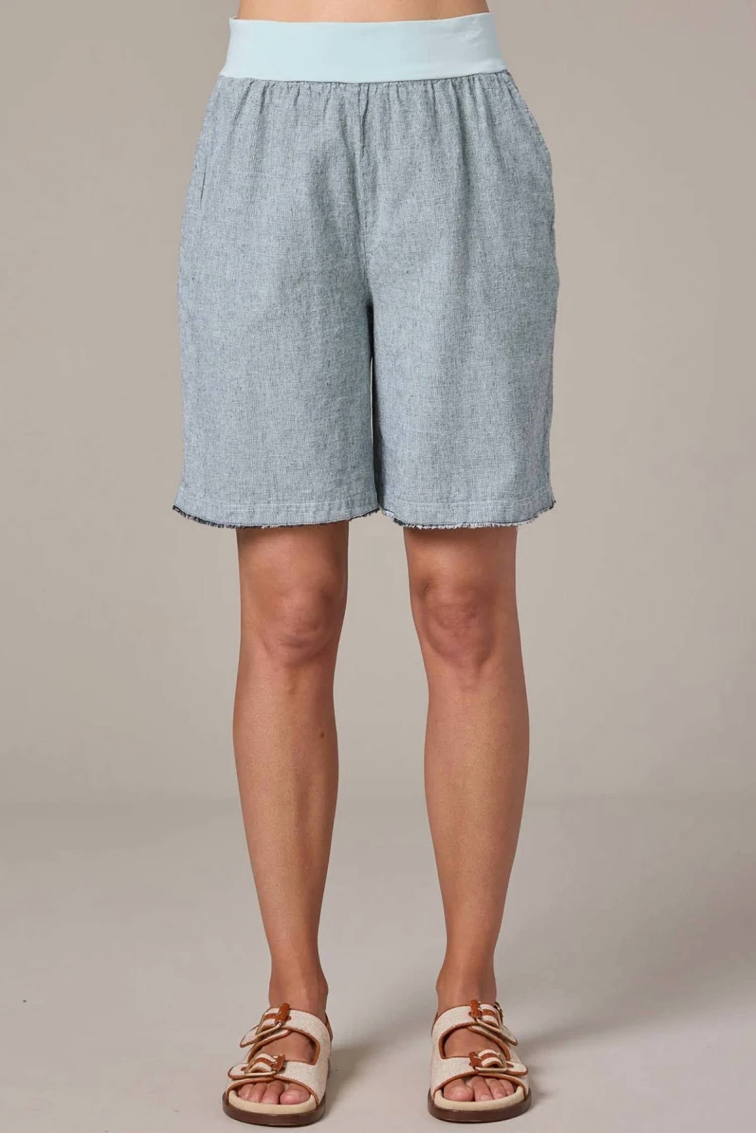 Cut Loose - Women's Crosshatch Pull-on Frayed Shorts