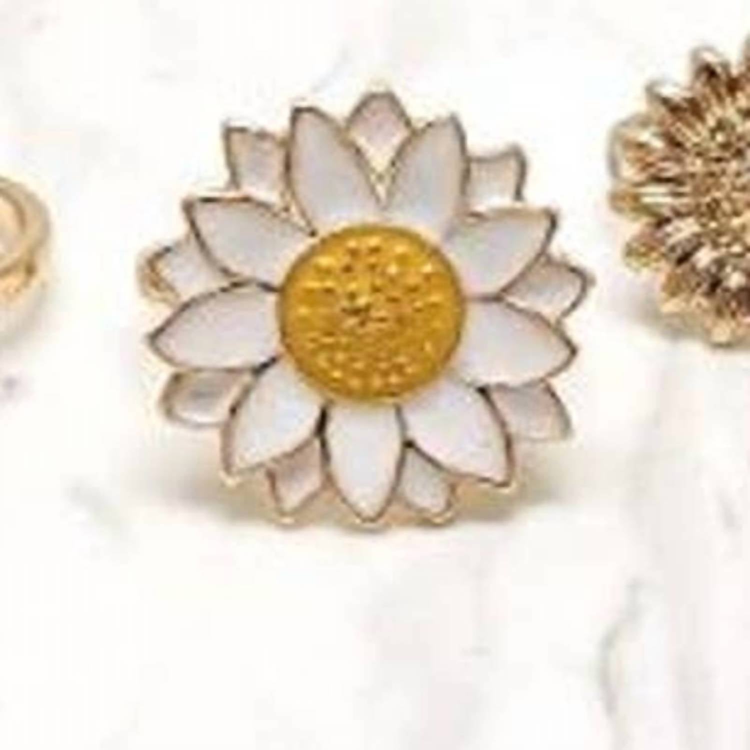 My Girl In La - Women's Sunny Daisy 3-piece Ring Set