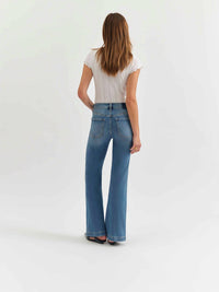 Daze - Heartbreaker Mid Rise Flare Jeans